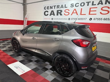 Used Renault Captur 2016 for sale - 76562160: Photo