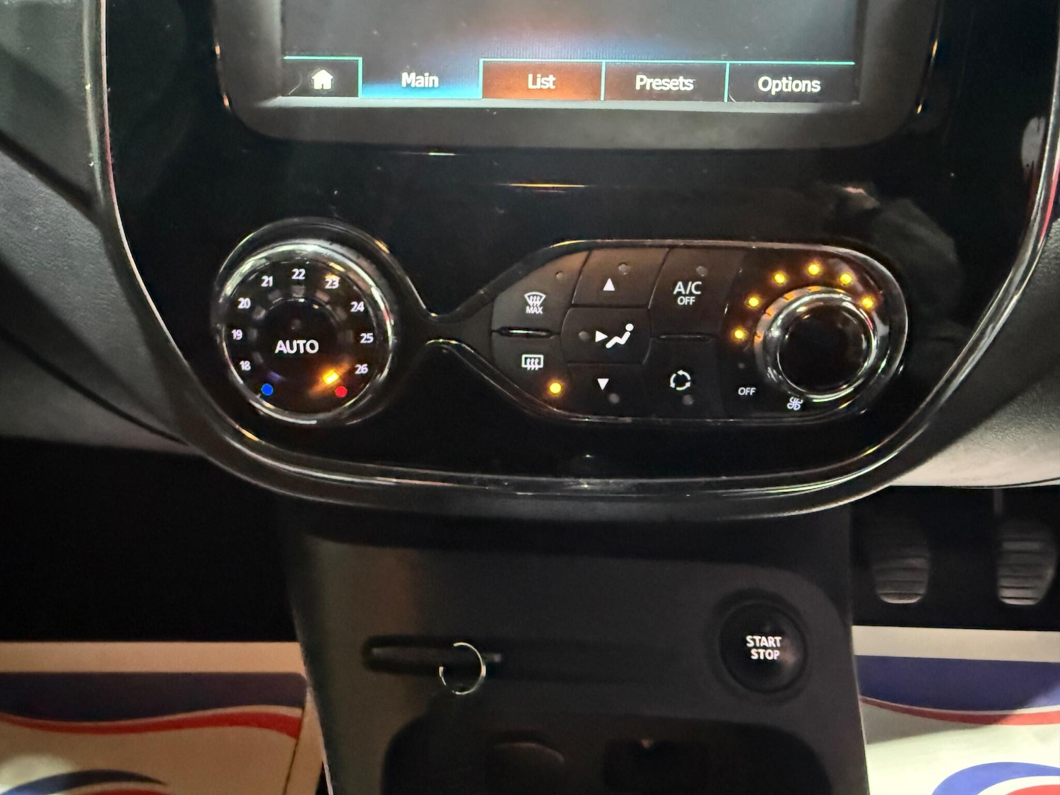 Used Renault Captur 2016 for sale - 76562160: Photo 62