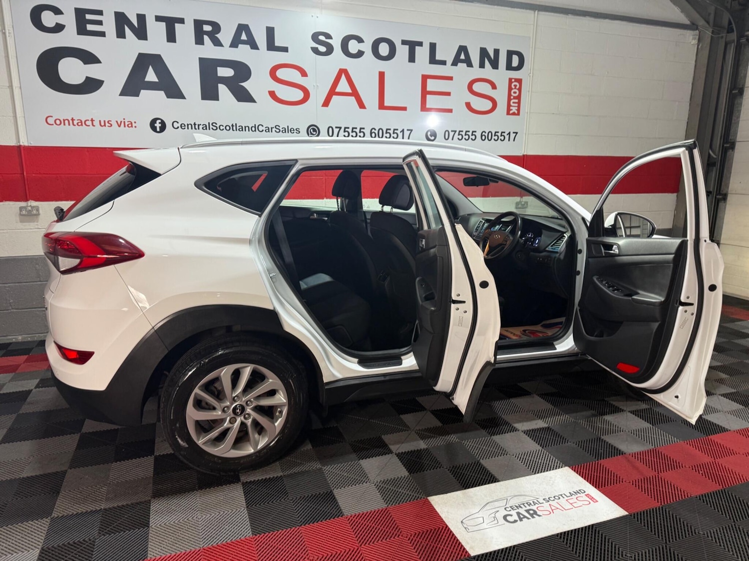 Used Hyundai TUCSON 2015 for sale - 76832558: Photo 11