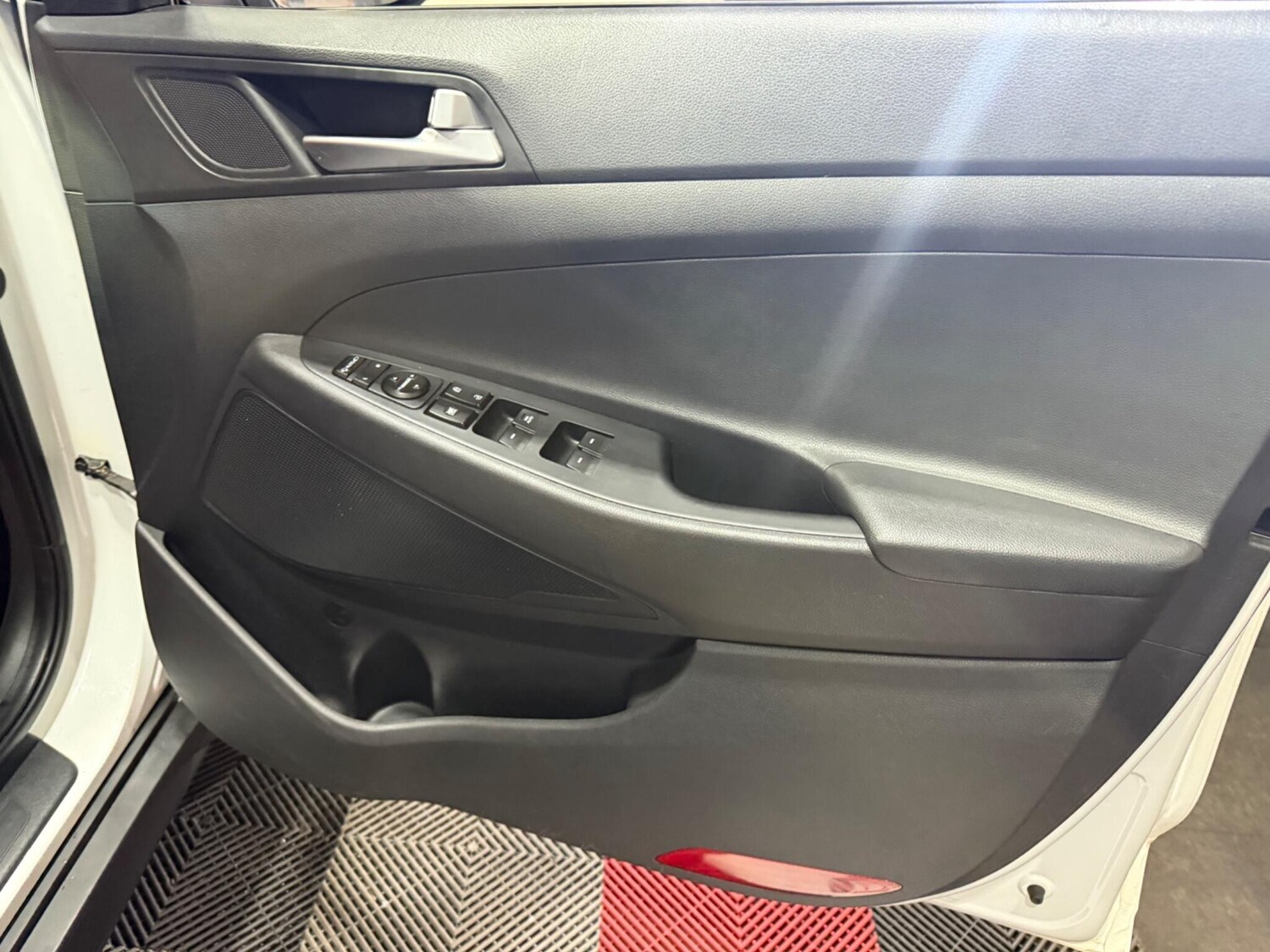 Used Hyundai TUCSON 2015 for sale - 76832558: Photo 31