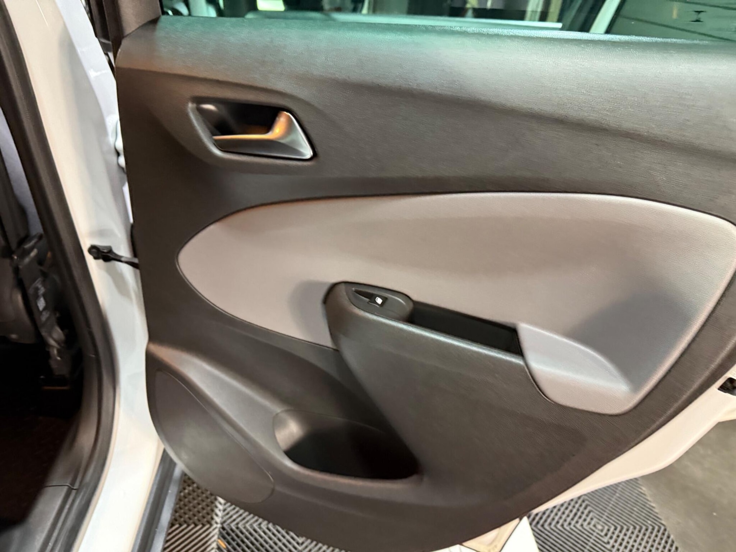 Used Vauxhall Crossland X for sale - 76538966: Photo 14