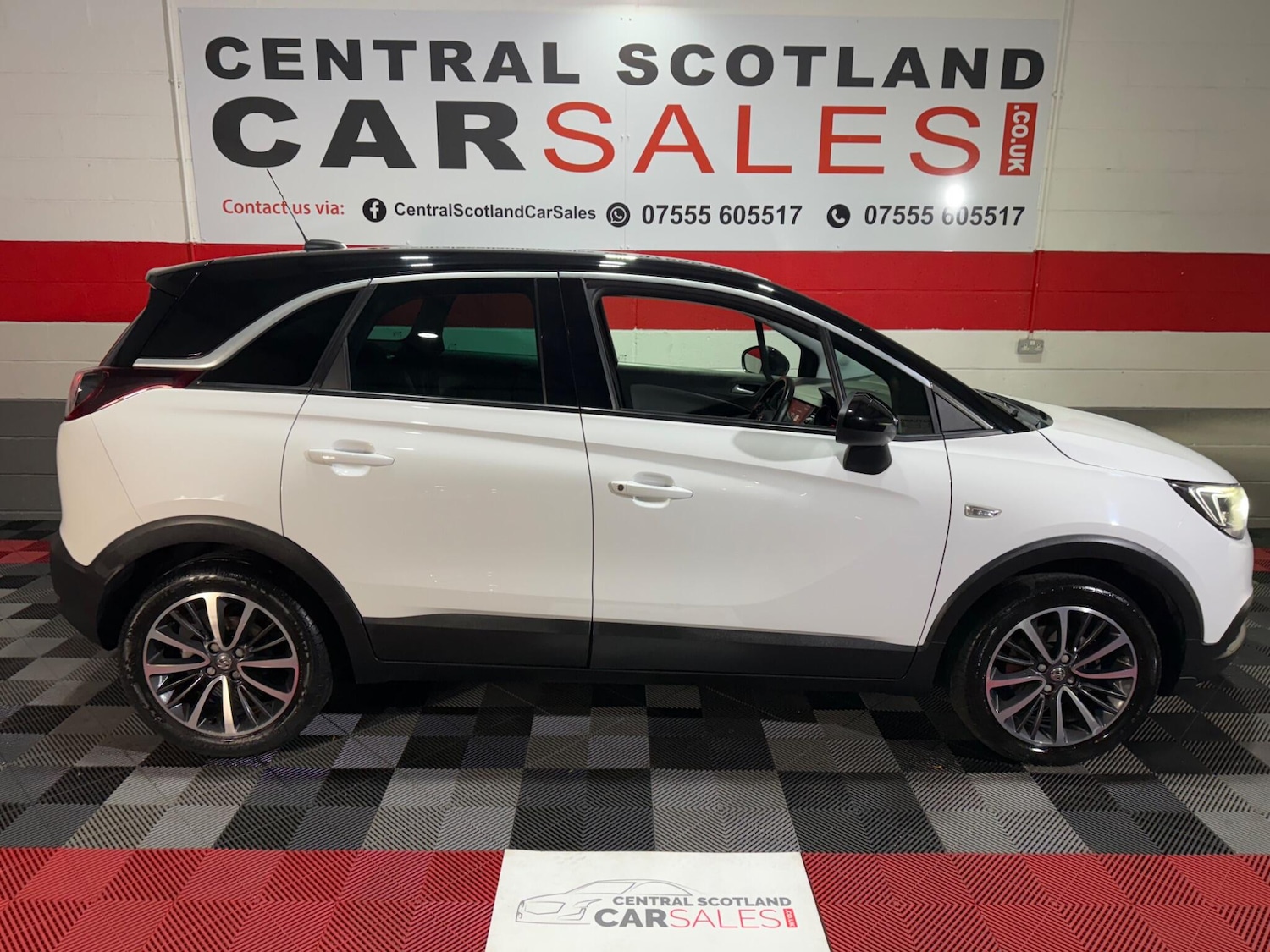 Used Vauxhall Crossland X for sale - 76538966: Photo 3