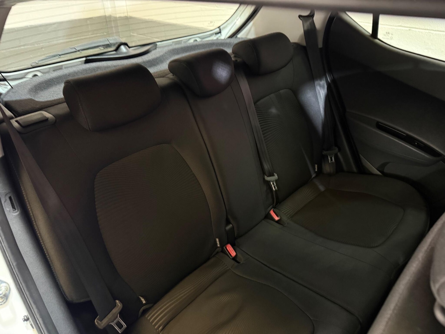 Used Hyundai i10 2018 for sale - 78085804: Photo 29