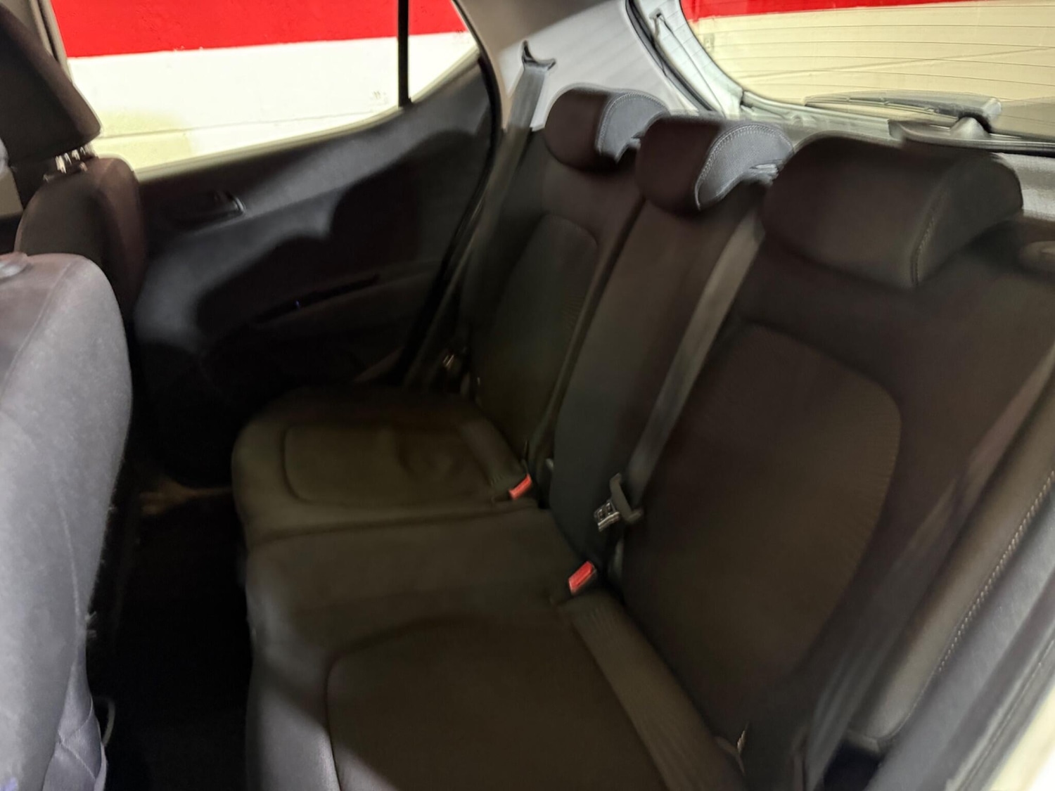 Used Hyundai i10 2018 for sale - 78085804: Photo 34