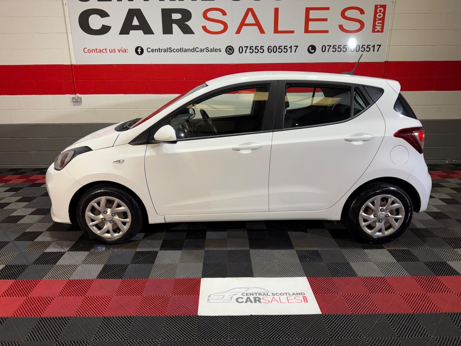 Used Hyundai i10 2018 for sale - 78085804: Photo 4