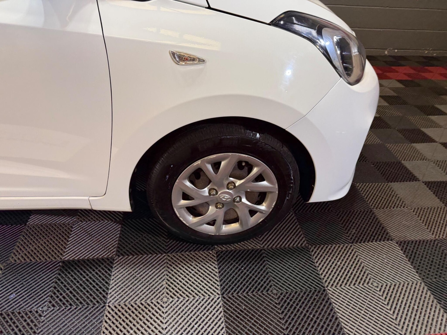 Used Hyundai i10 2018 for sale - 78085804: Photo 44