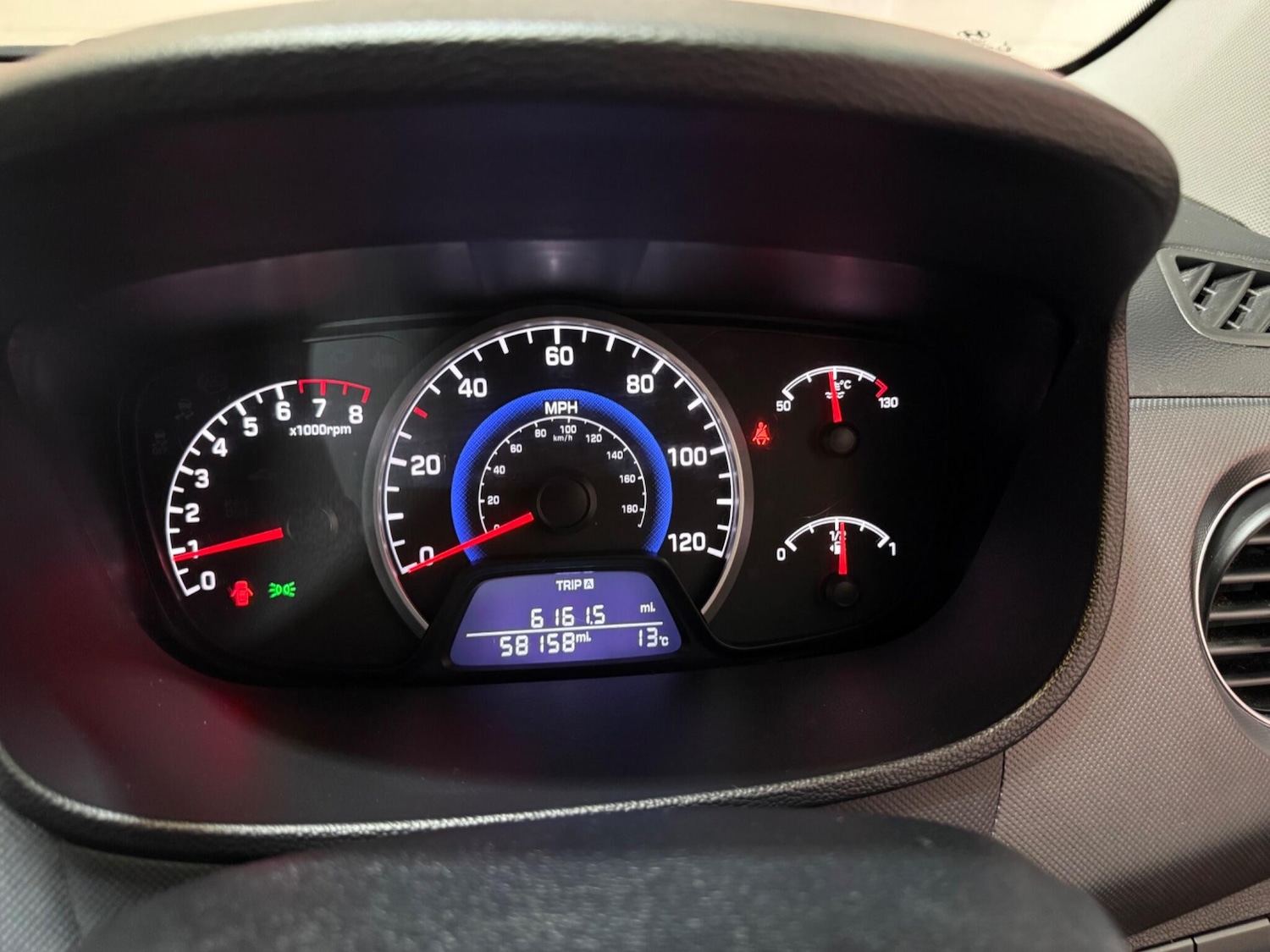 Used Hyundai i10 2018 for sale - 78085804: Photo 52