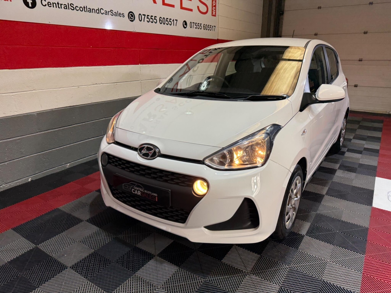 Used Hyundai i10 2018 for sale - 78085804: Photo 8