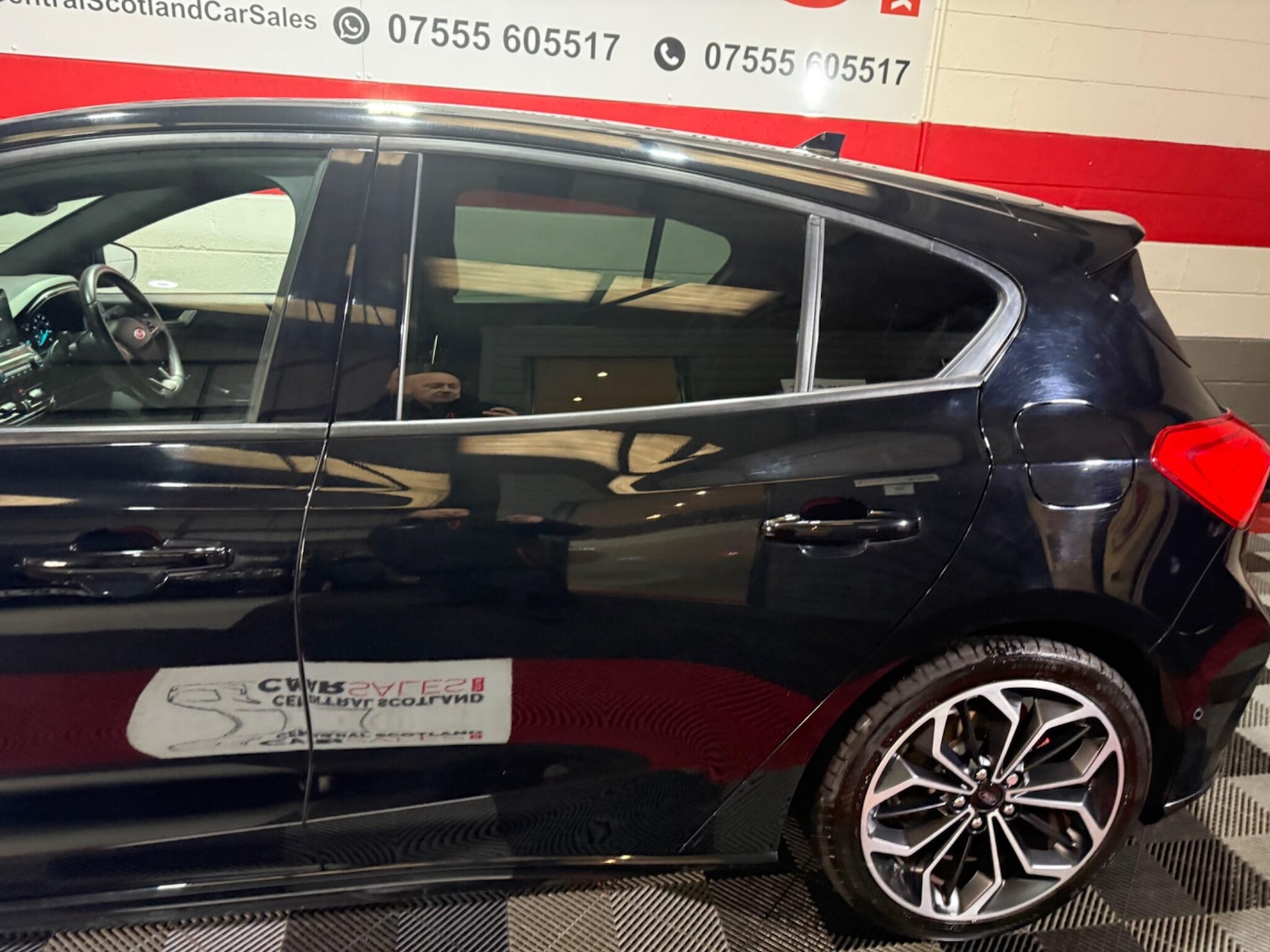 Used Ford Focus for sale - 76824052: Photo 12