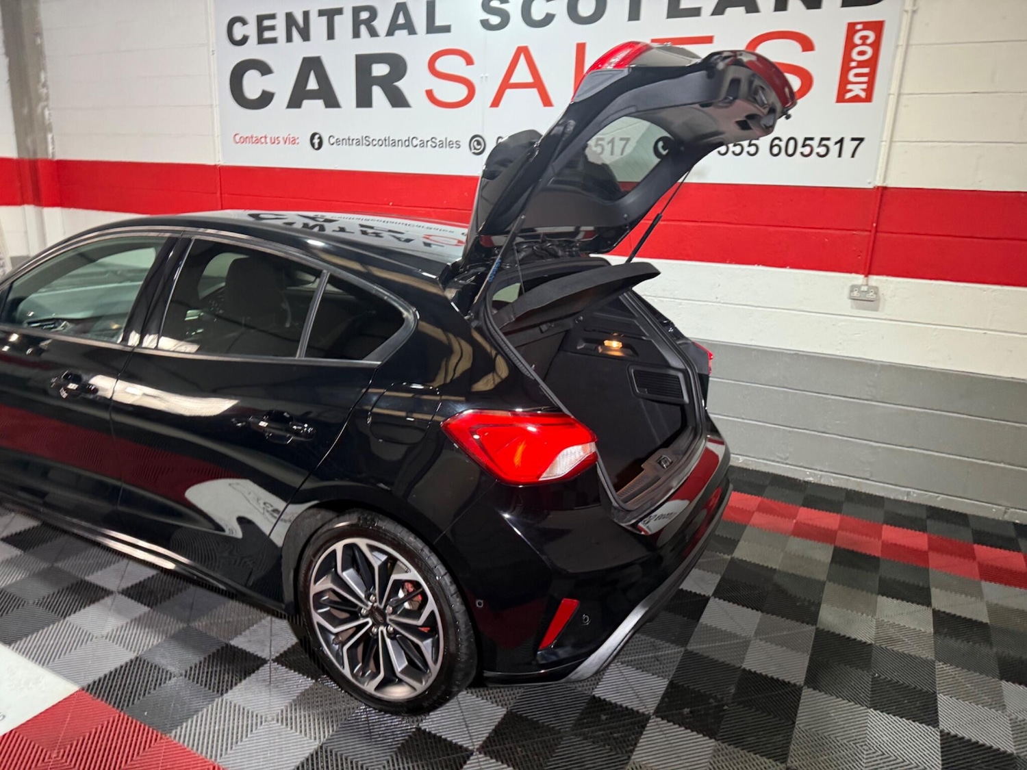 Used Ford Focus for sale - 76824052: Photo 68