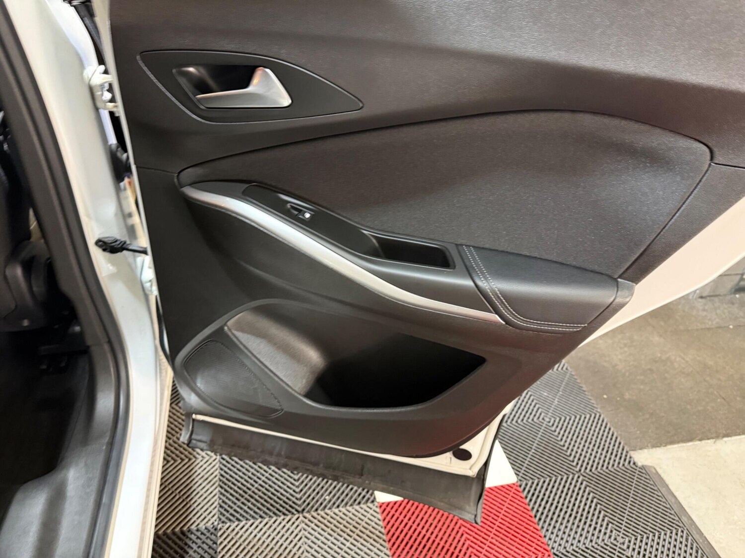 Used Vauxhall Grandland X 2019 for sale - 78170234: Photo 31