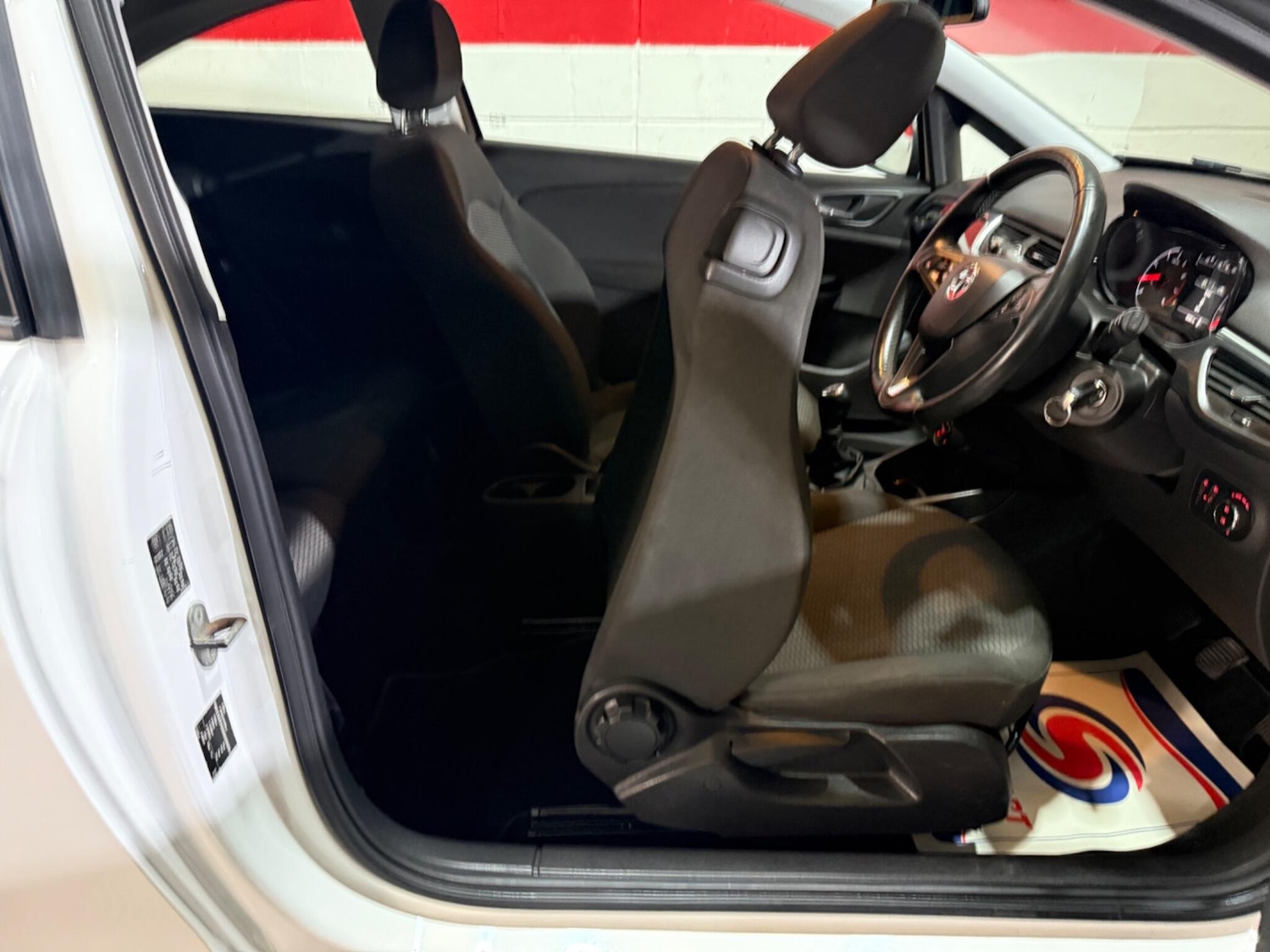 Used Vauxhall Corsa 2017 for sale - 77203571: Photo 25