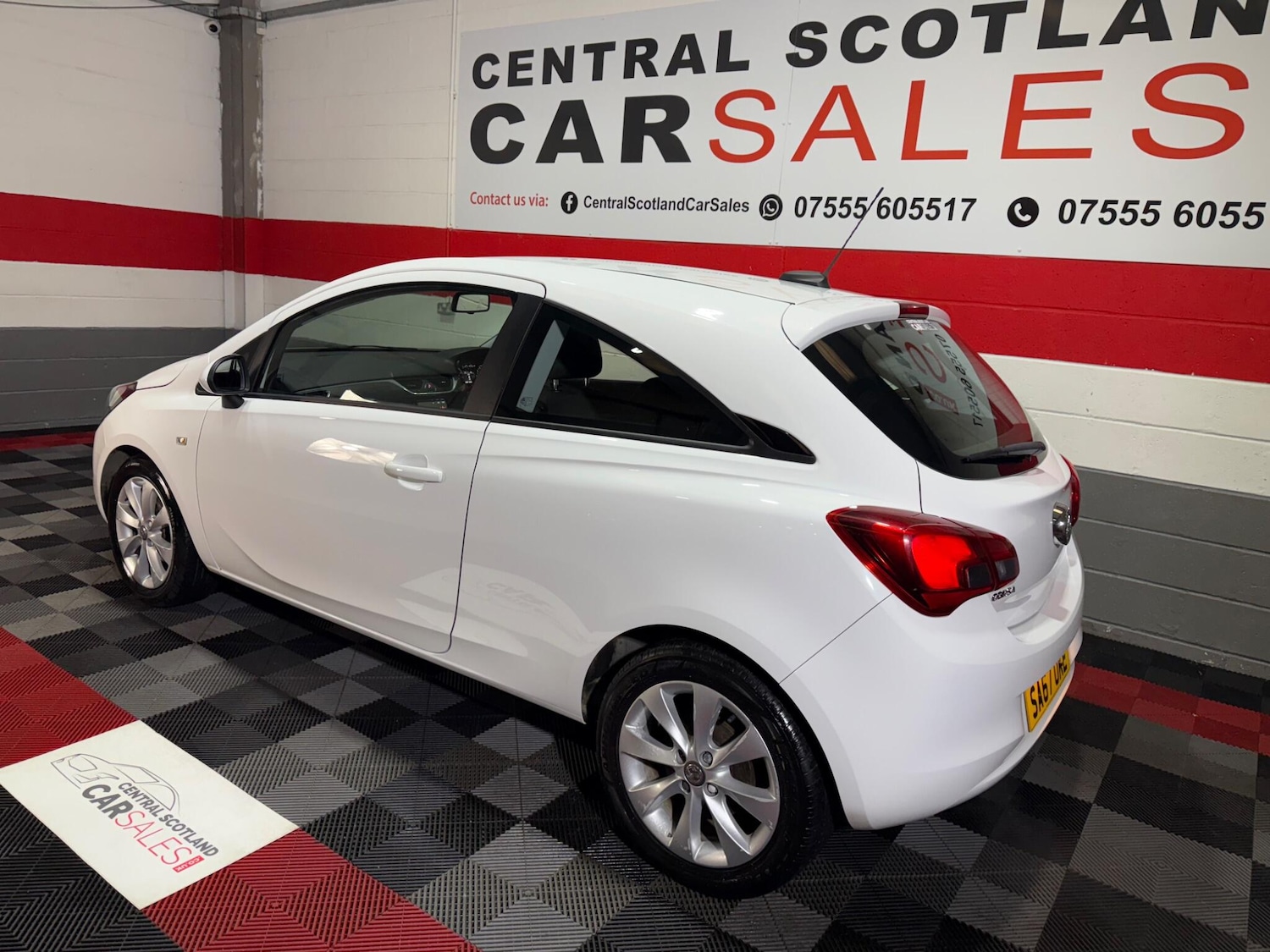 Used Vauxhall Corsa 2017 for sale - 77203571: Photo 3
