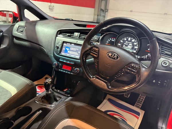 Used Kia Ceed 2016 for sale - 76306521: Photo 21