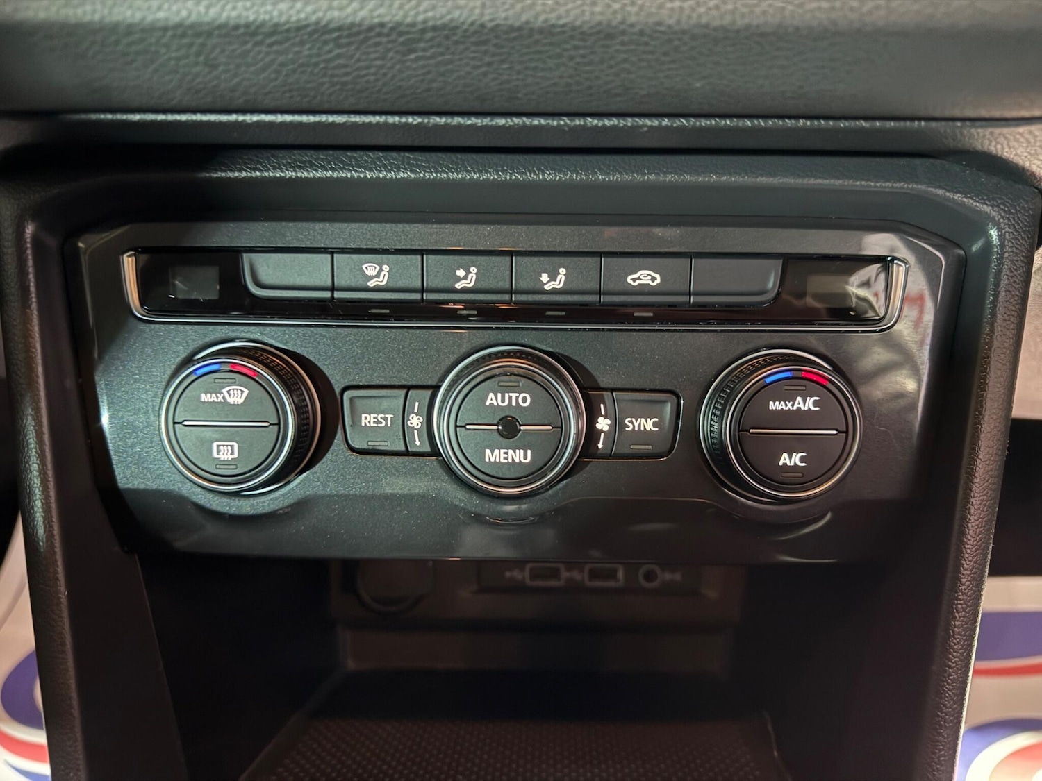 Used Volkswagen Tiguan 2020 for sale - 76992688: Photo 36