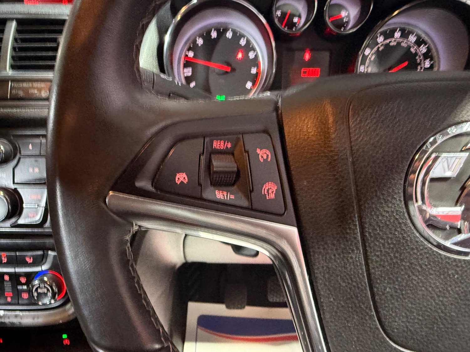 Used Vauxhall Mokka 2015 for sale - 76537766: Photo 36