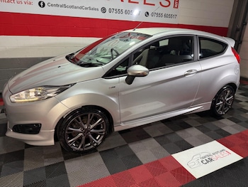 Used Ford Fiesta 2016 for sale - 76913373: Photo