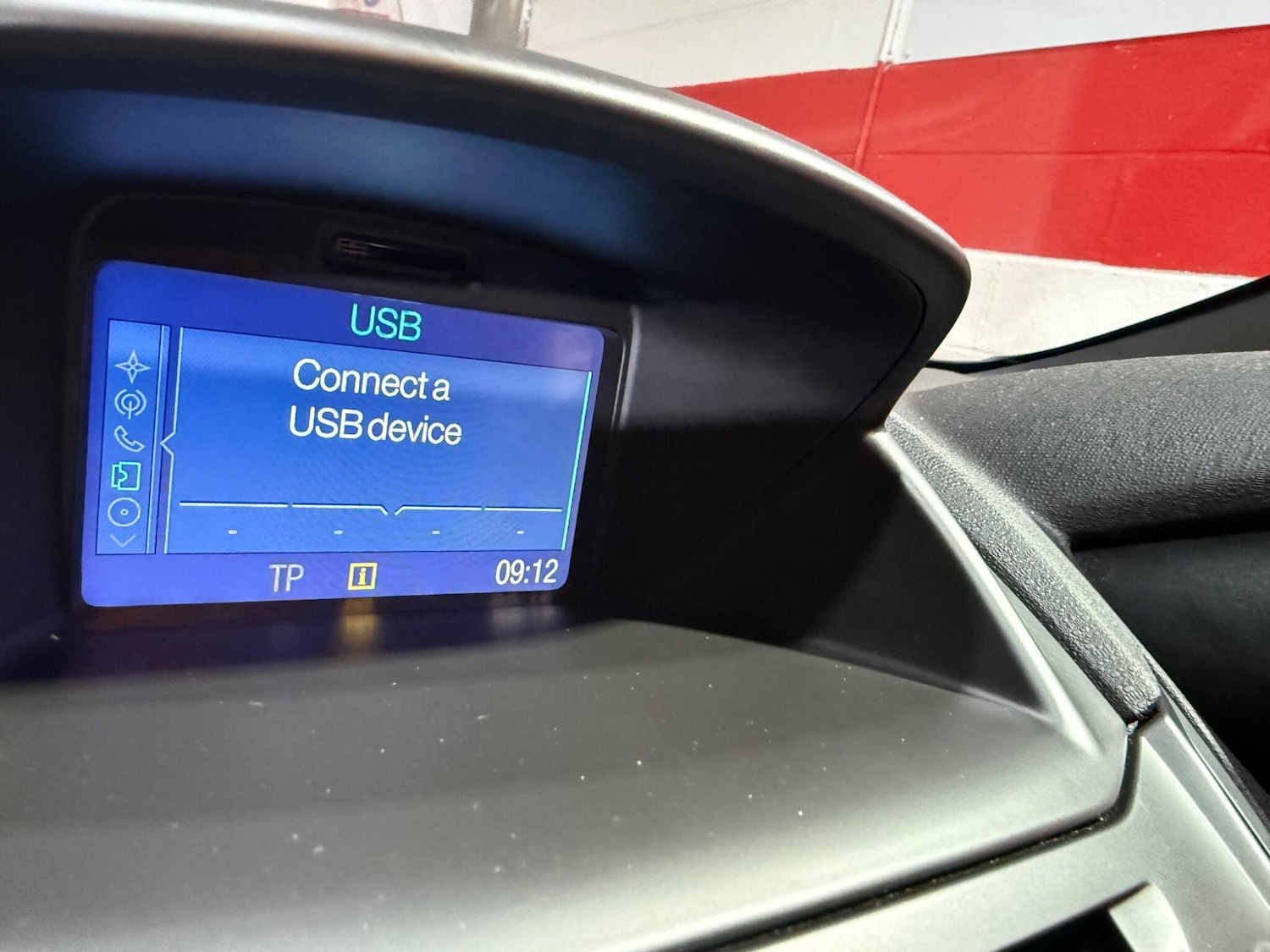 Used Ford Fiesta 2016 for sale - 76913373: Photo 41