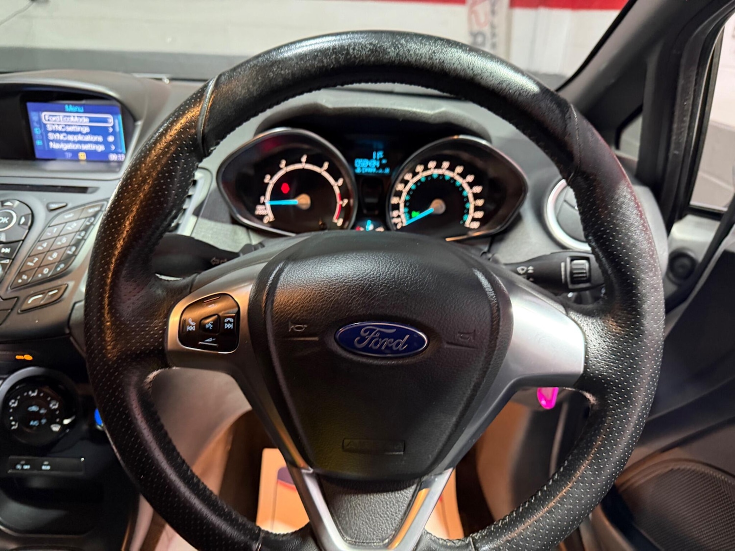 Used Ford Fiesta 2016 for sale - 76913373: Photo 48
