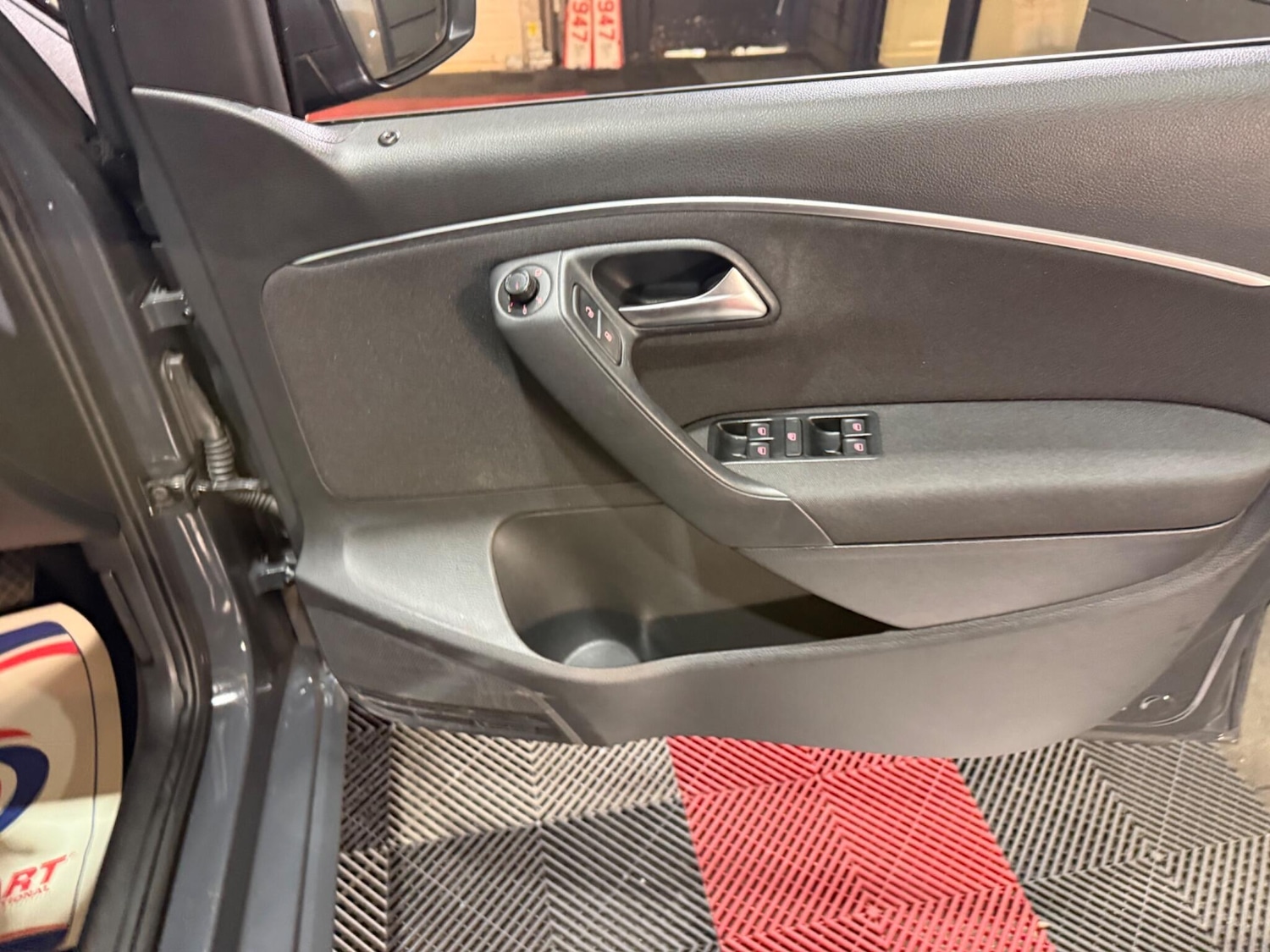 Used Volkswagen Polo for sale - 78034790: Photo 30