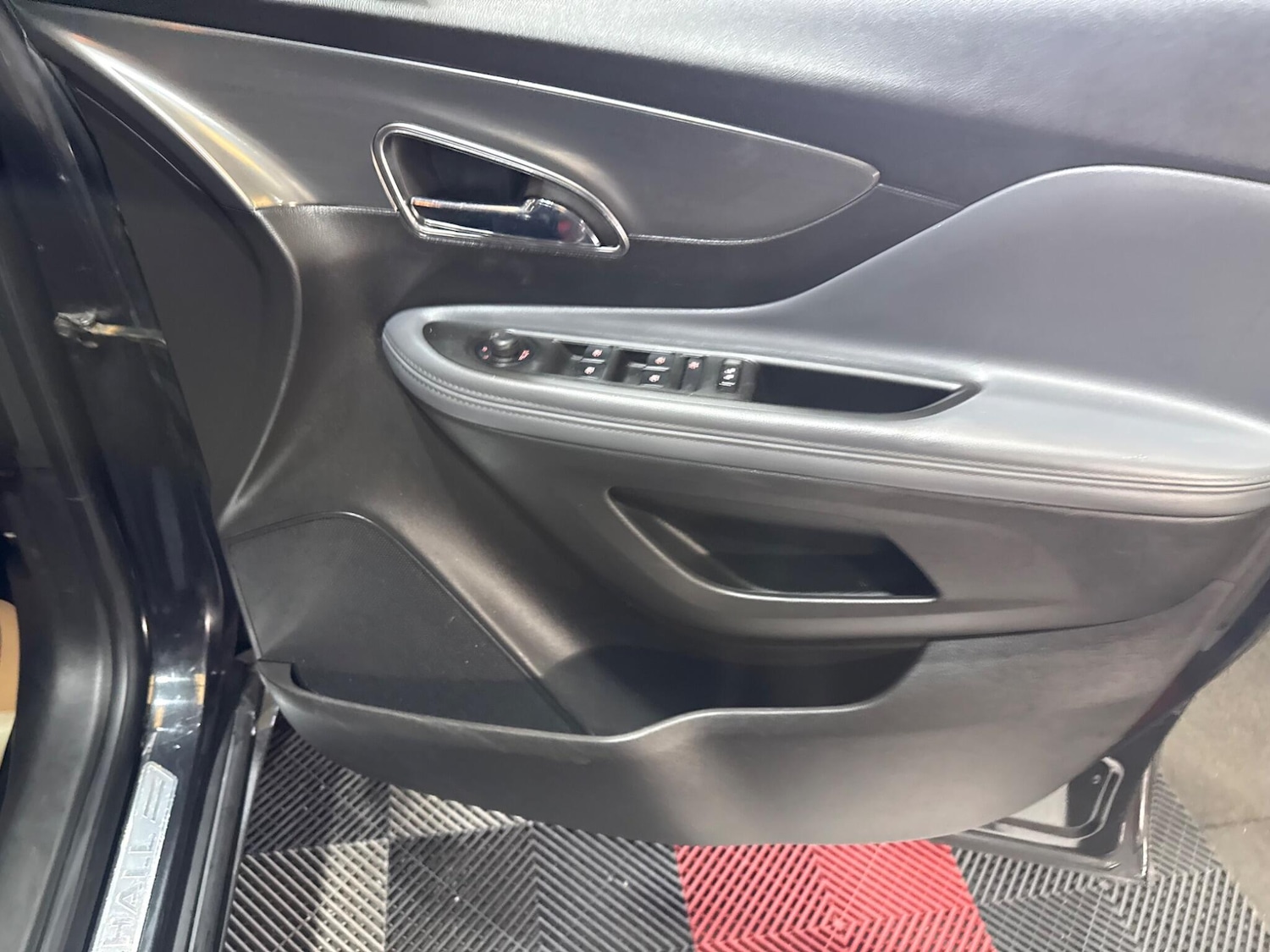 Used Vauxhall Mokka 2014 for sale - 77994099: Photo 32