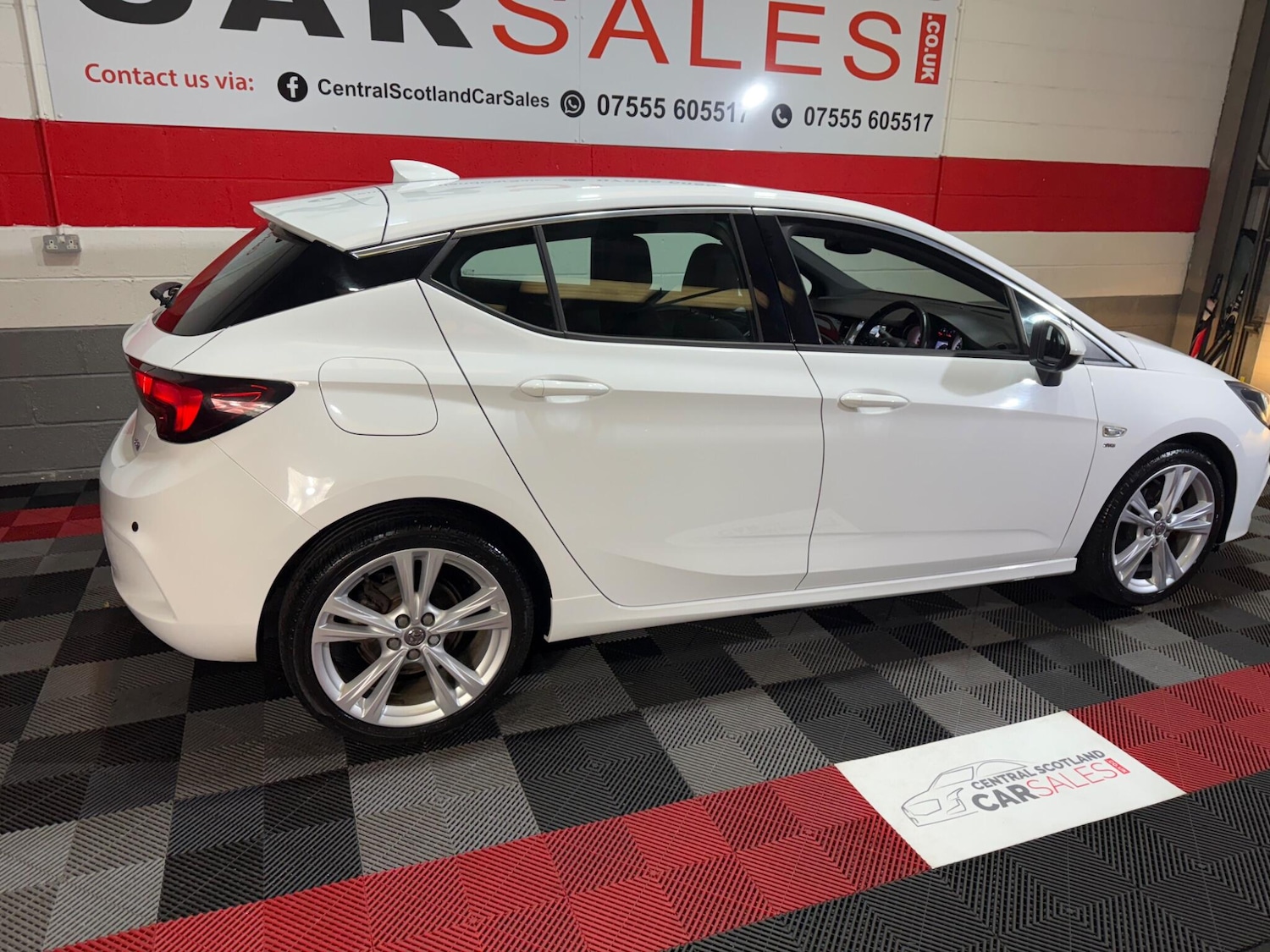 Used Vauxhall Astra 2017 for sale - 76997131: Photo 14