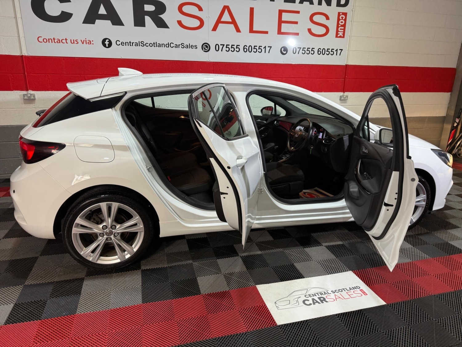 Used Vauxhall Astra 2017 for sale - 76997131: Photo 15