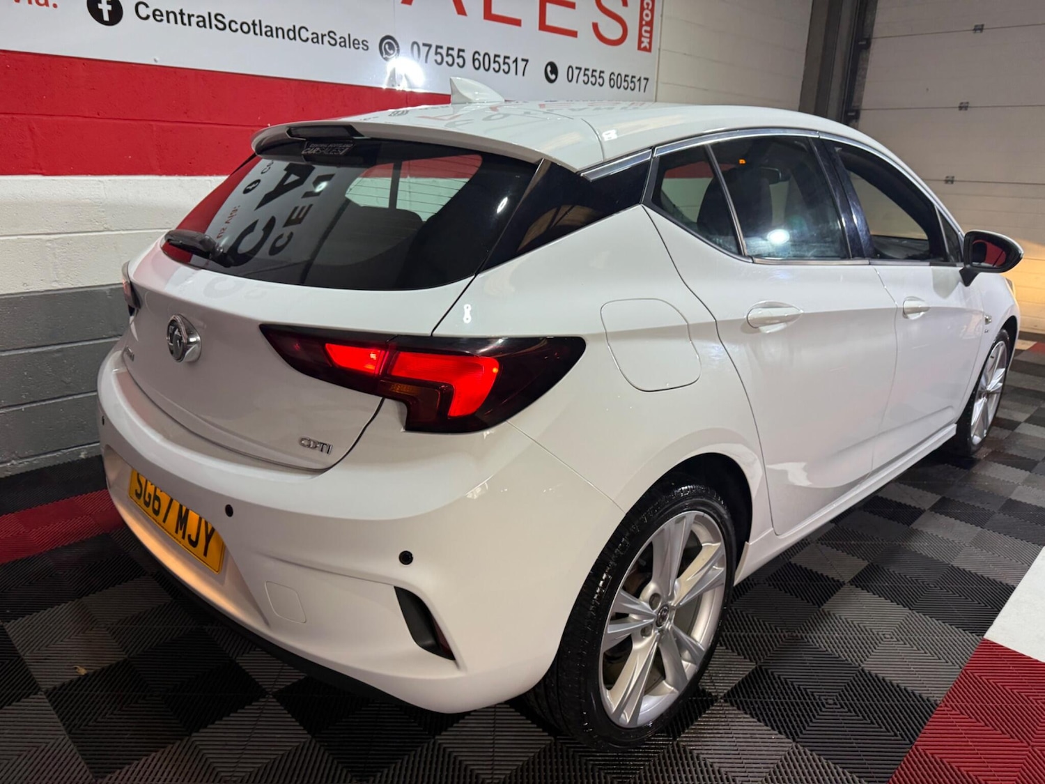 Used Vauxhall Astra 2017 for sale - 76997131: Photo 16