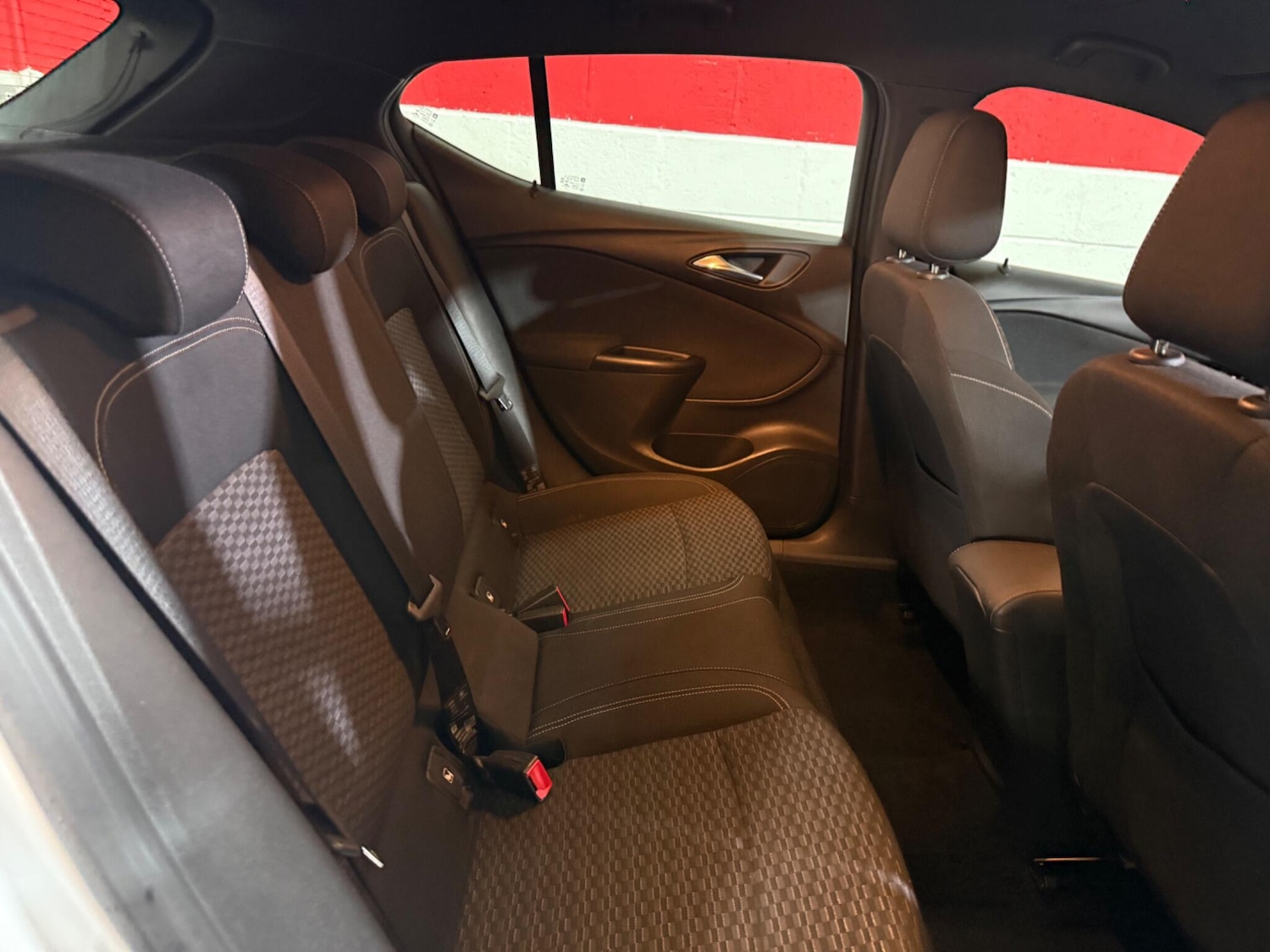 Used Vauxhall Astra 2017 for sale - 76997131: Photo 26