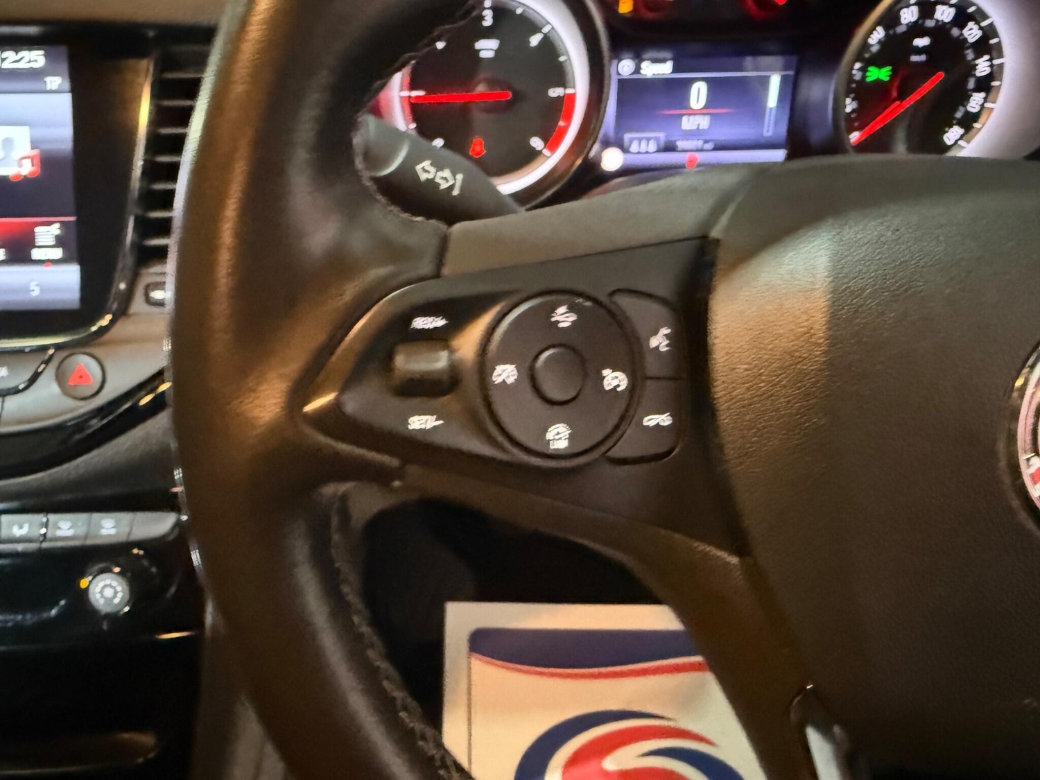 Used Vauxhall Astra 2017 for sale - 76997131: Photo 32