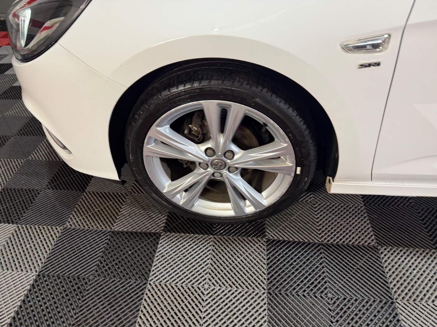 Used Vauxhall Astra 2017 for sale - 76997131: Photo 42