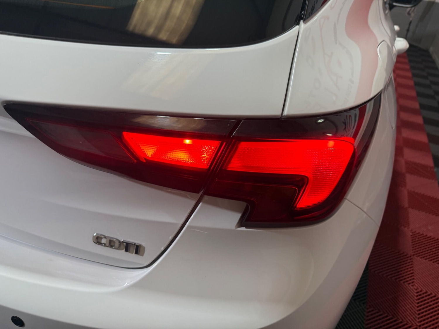 Used Vauxhall Astra 2017 for sale - 76997131: Photo 60