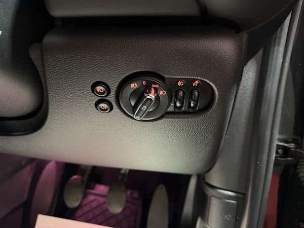 Used MINI Hatch 2017 for sale - 76259836: Photo 63