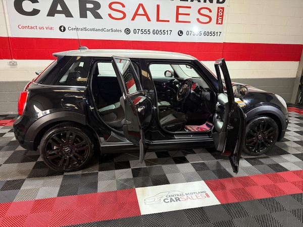 Used MINI Hatch 2017 for sale - 76259836: Photo 8