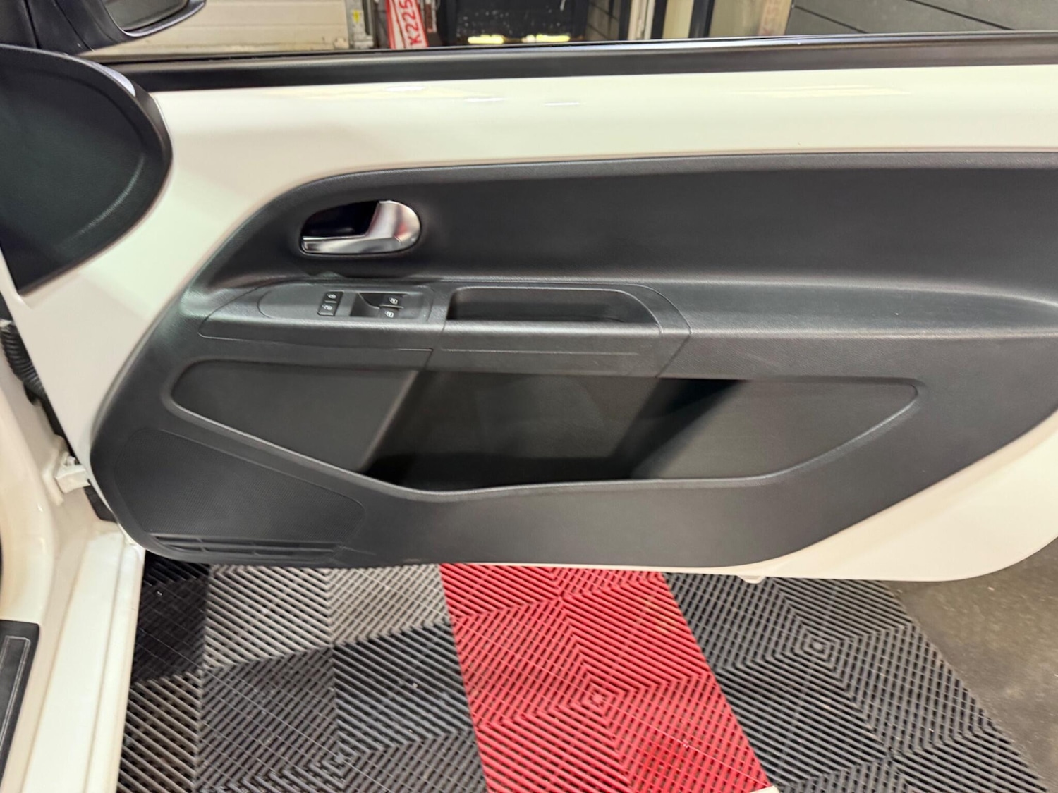 Used Skoda Citigo 2016 for sale - 76975882: Photo 28