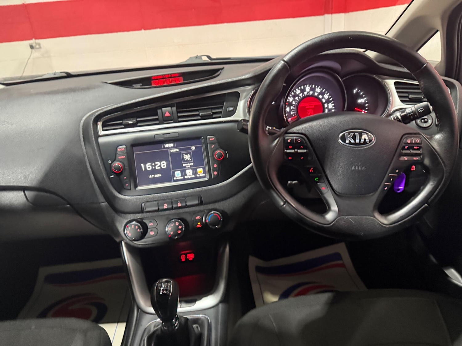 Used Kia Ceed 2018 for sale - 77190727: Photo 17