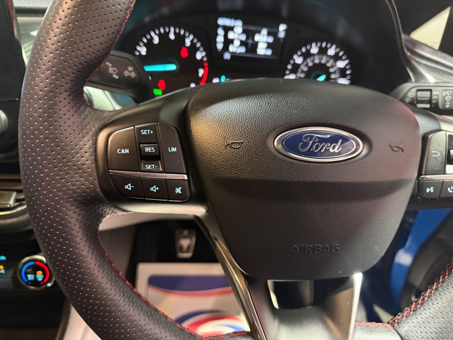 Used Ford Fiesta 2019 for sale - 76886228: Photo 28