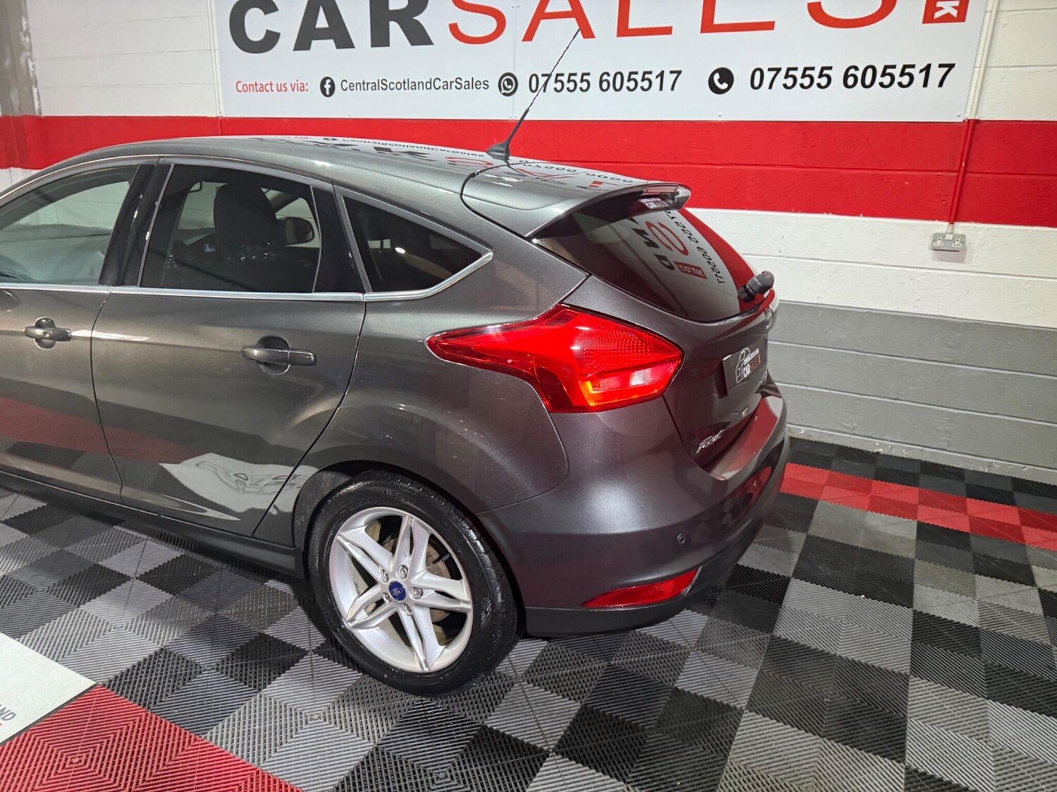 Used Ford Focus for sale - 77496387: Photo 10