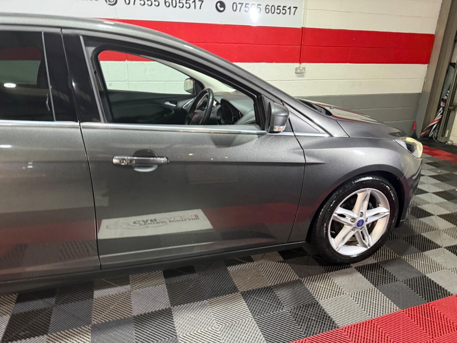 Used Ford Focus for sale - 77496387: Photo 14