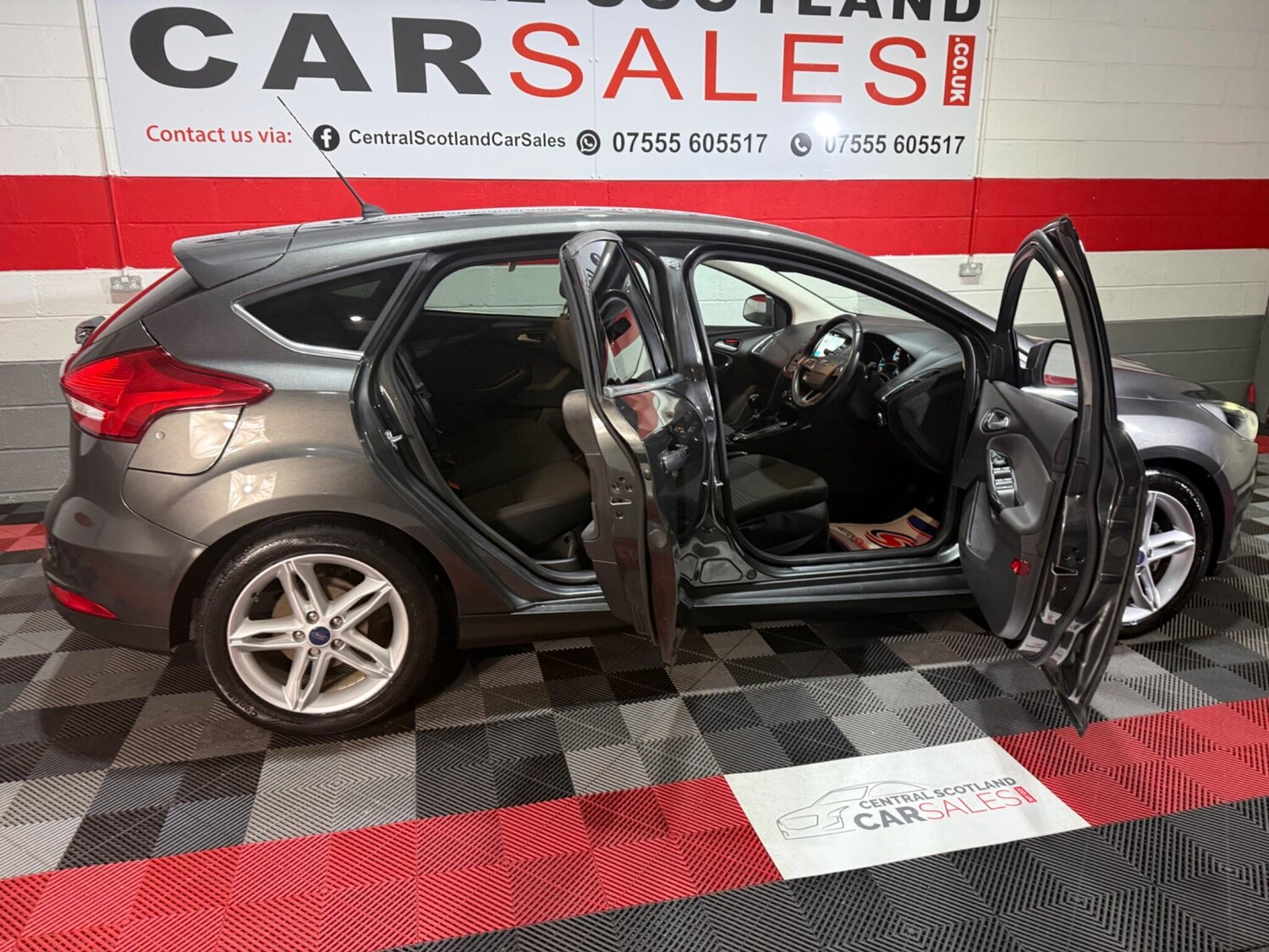 Used Ford Focus for sale - 77496387: Photo 16