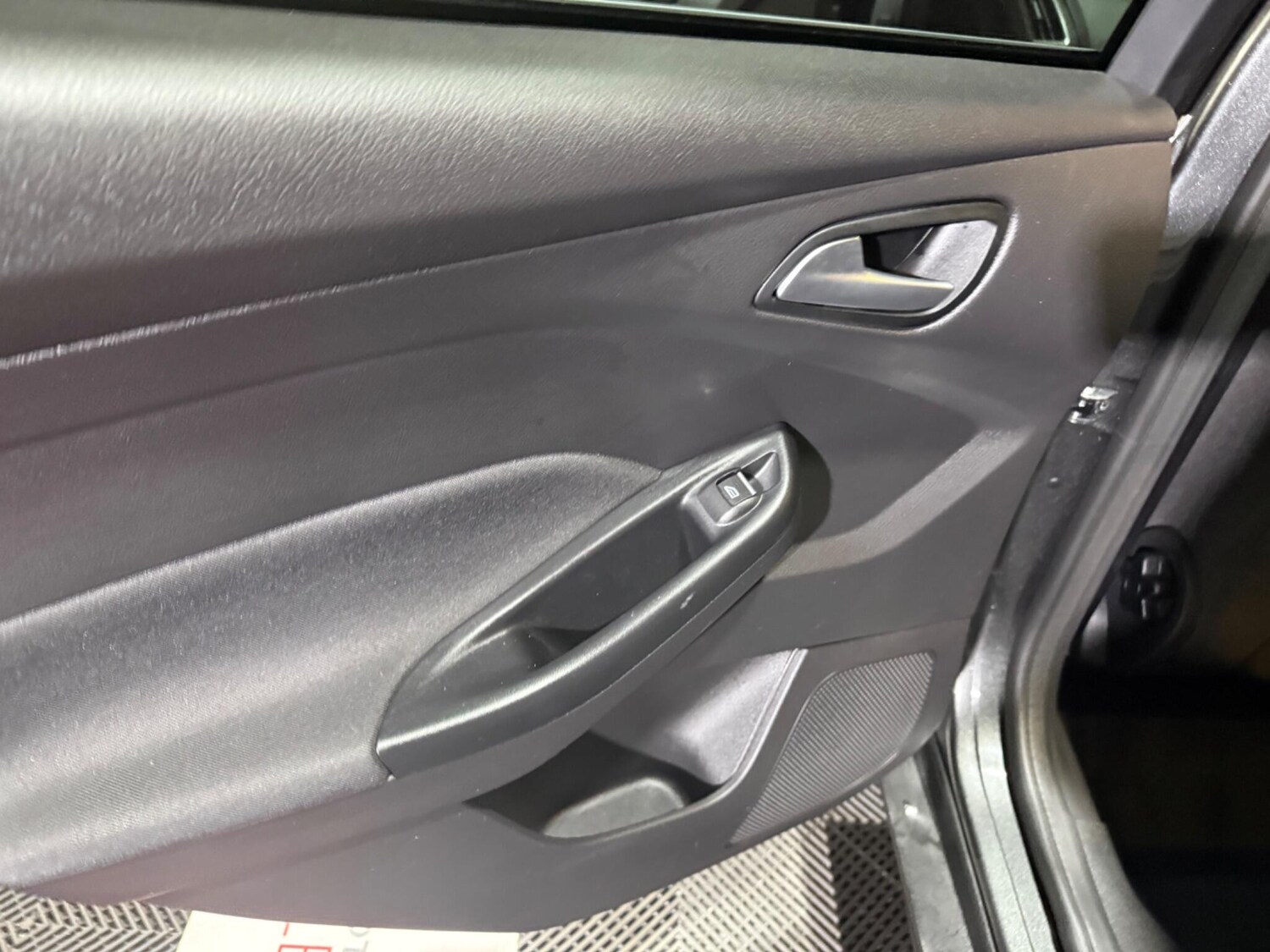 Used Ford Focus for sale - 77496387: Photo 34