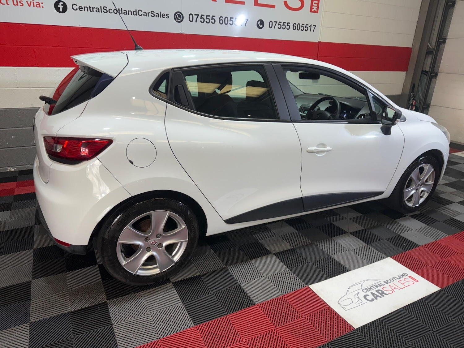 Used Renault Clio 2016 for sale - 76108848: Photo 10