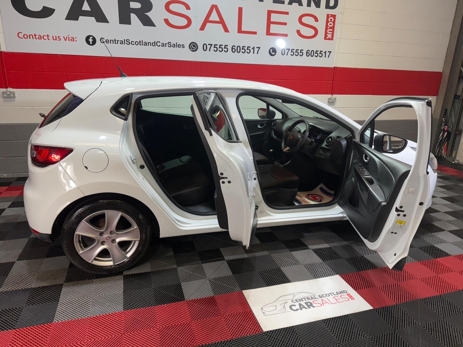 Used Renault Clio 2016 for sale - 76108848: Photo 13
