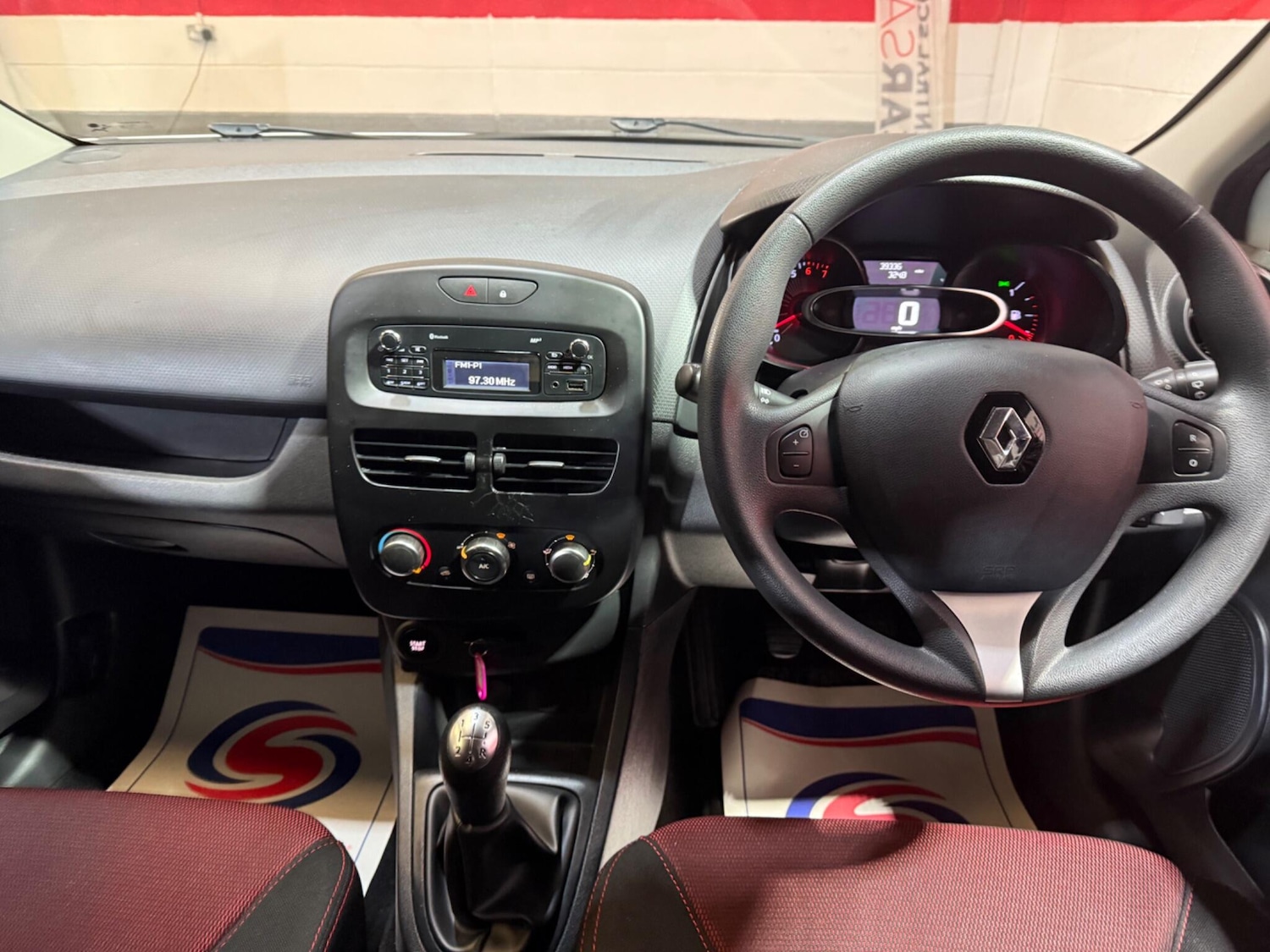 Used Renault Clio 2016 for sale - 76108848: Photo 37