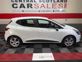 Used Renault Clio 2016 for sale - 76108848: Photo