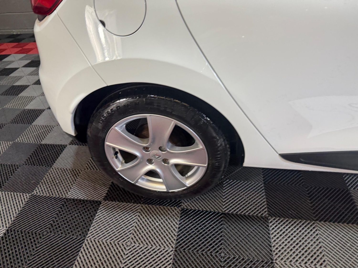 Used Renault Clio 2016 for sale - 76108848: Photo 7