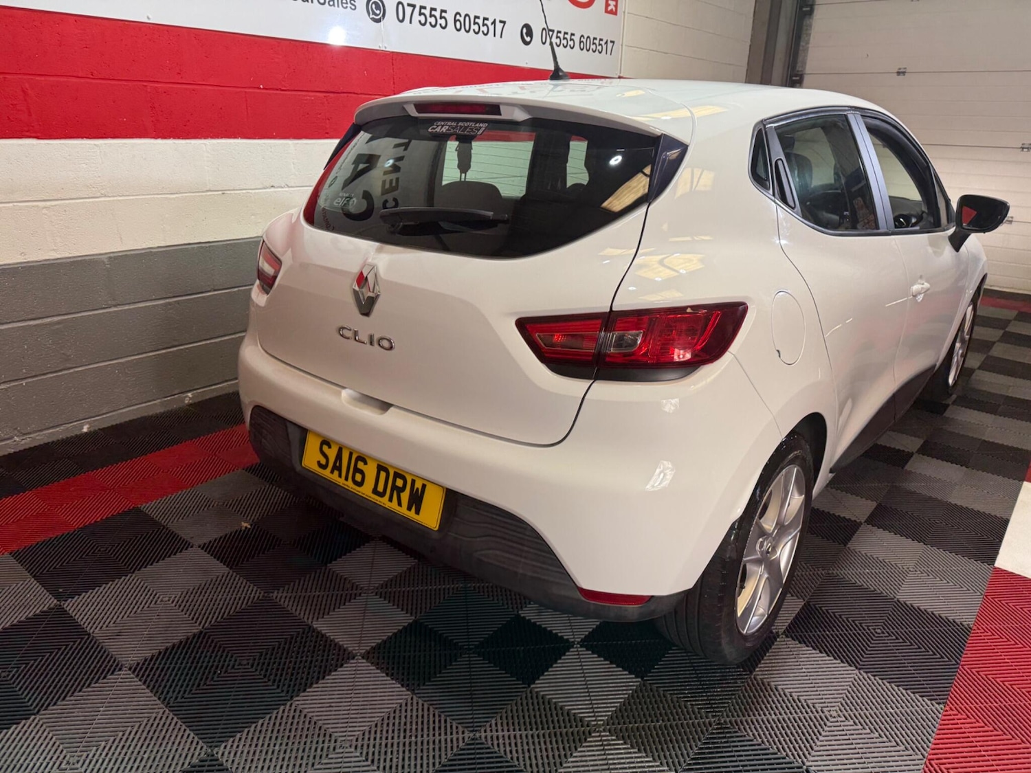 Used Renault Clio 2016 for sale - 76108848: Photo 8