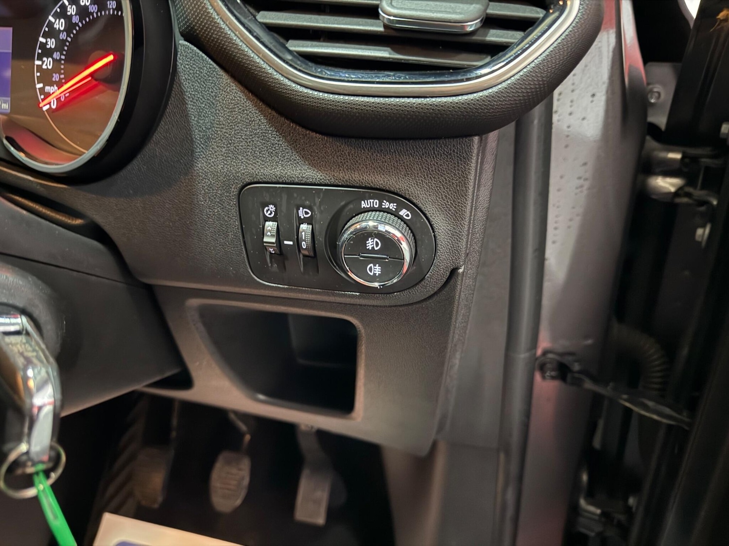 Used Vauxhall Crossland X 2020 for sale - 76991480: Photo 29