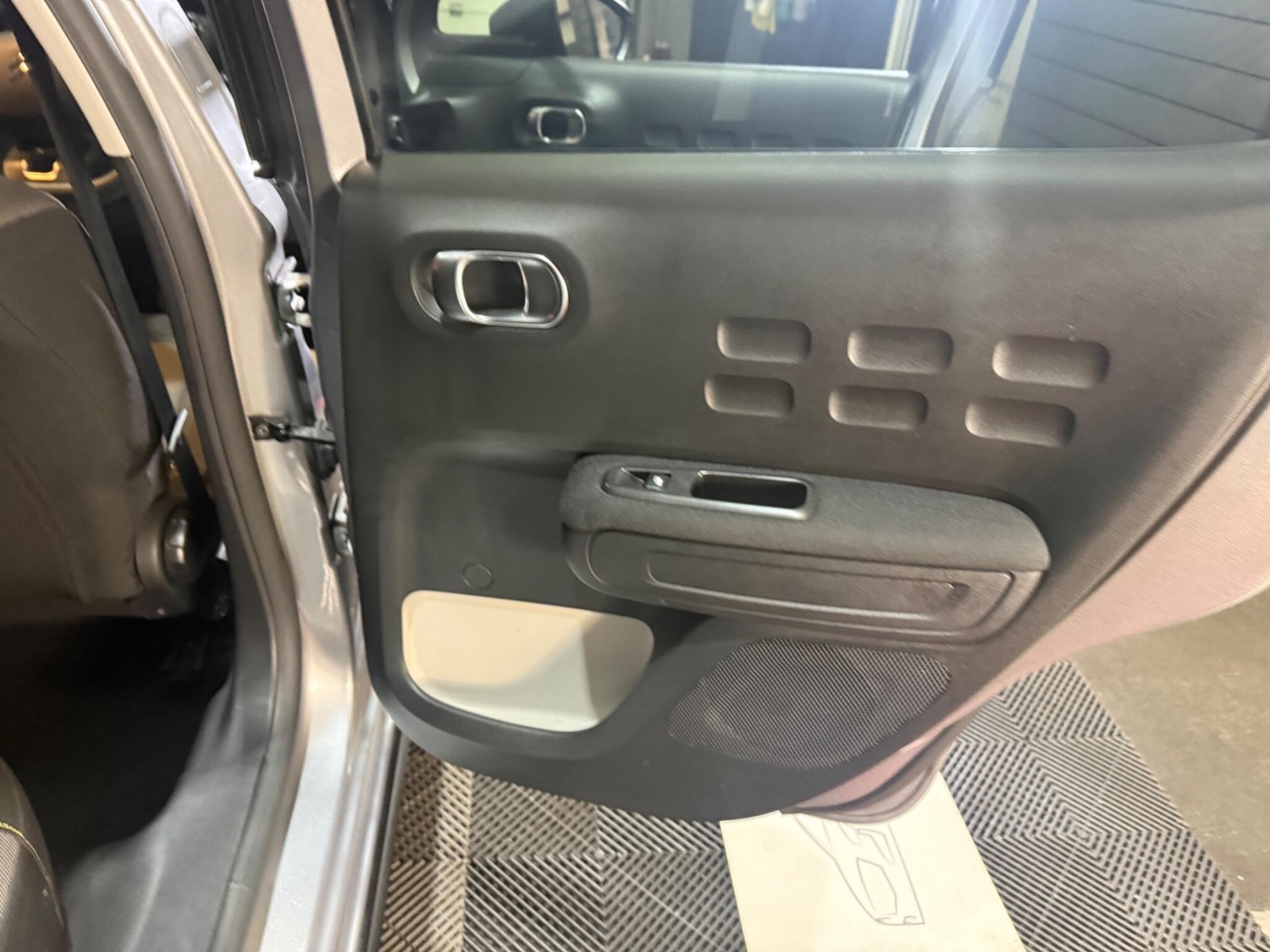 Used Citroen C3 2023 for sale - 78100860: Photo 27