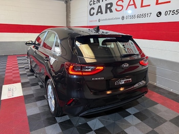 Used Kia Ceed 2019 for sale - 79532210: Photo